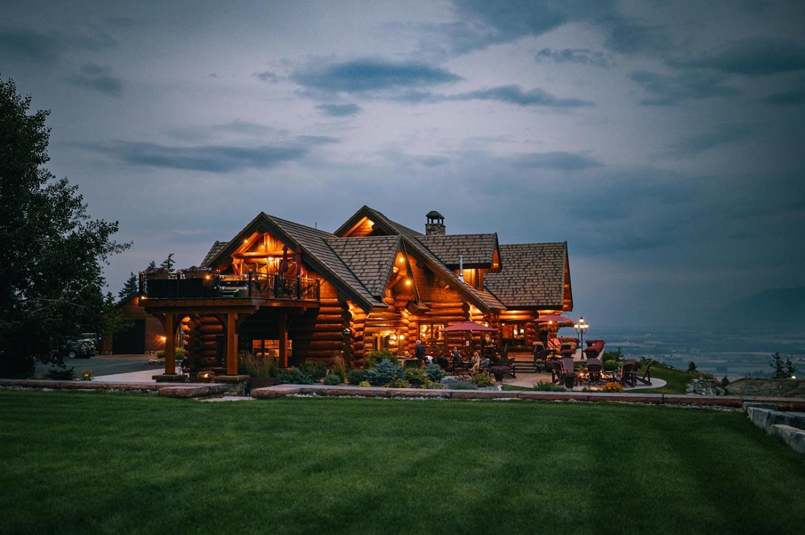Coyote Bluff Estate Bed & Breakfast Somers Bagian luar foto