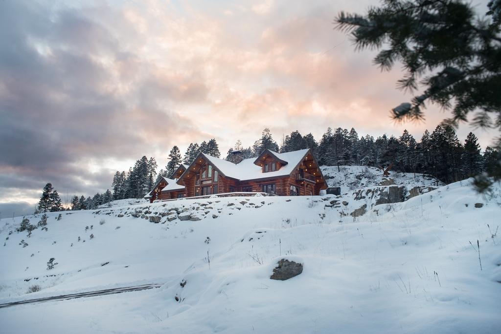 Coyote Bluff Estate Bed & Breakfast Somers Bagian luar foto